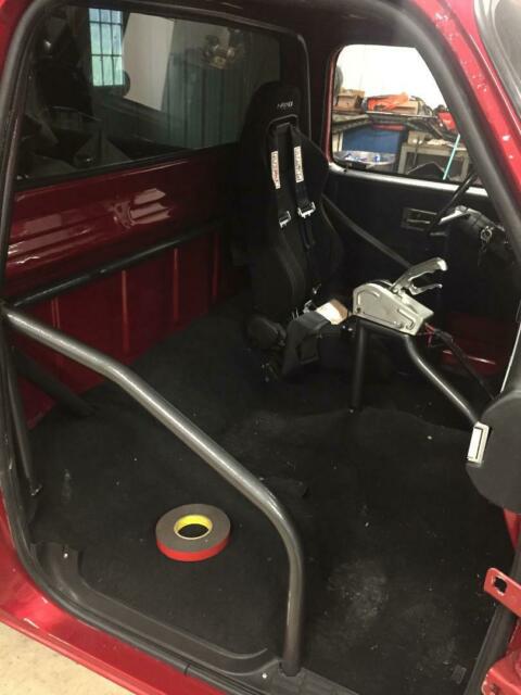 1985 Red Chevrolet Silverado 1500 Standard Cab Pickup