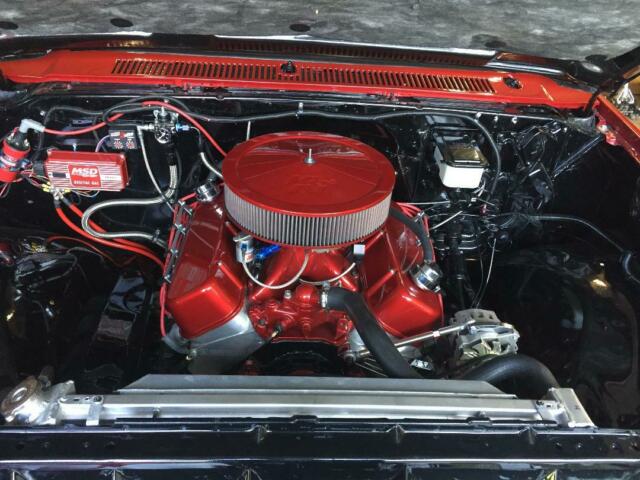 1985 Red Chevrolet Silverado 1500 Standard Cab Pickup