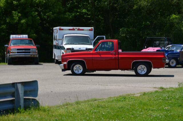 1985 Red Chevrolet Silverado 1500 Standard Cab Pickup