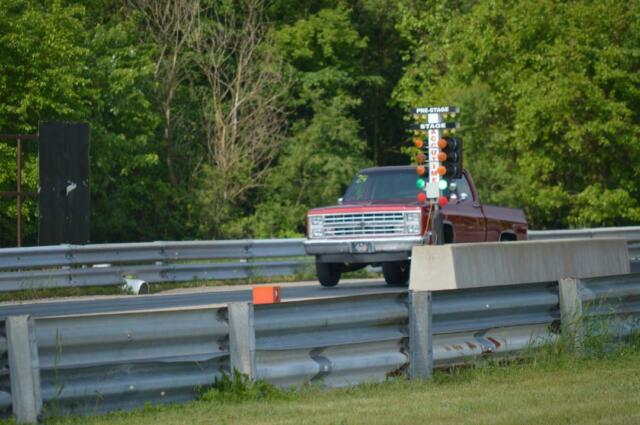 1985 Red Chevrolet Silverado 1500 Standard Cab Pickup