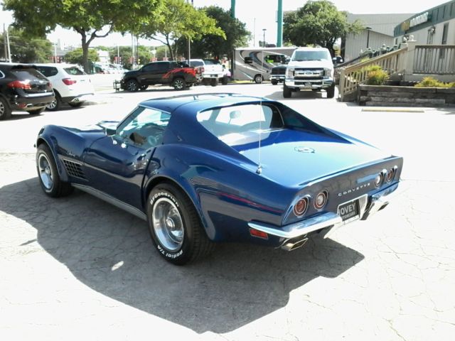 1972 Blue Chevrolet Corvette Coupe