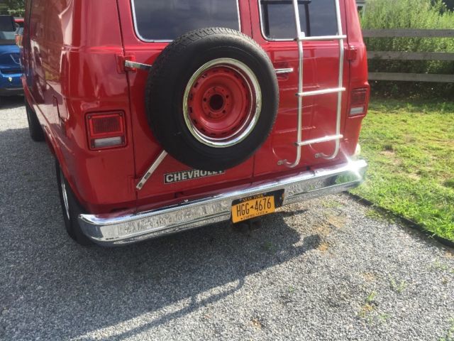 1981 Red Chevrolet G20 Van Standard Passenger Van