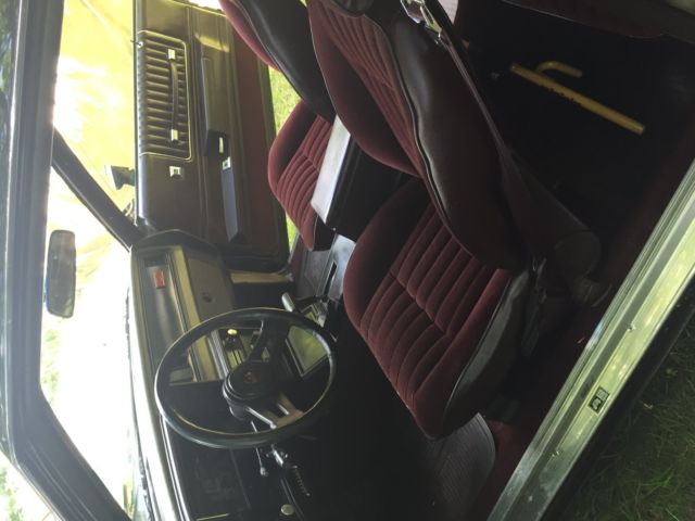 1985 Black Chevrolet Monte Carlo Coupe