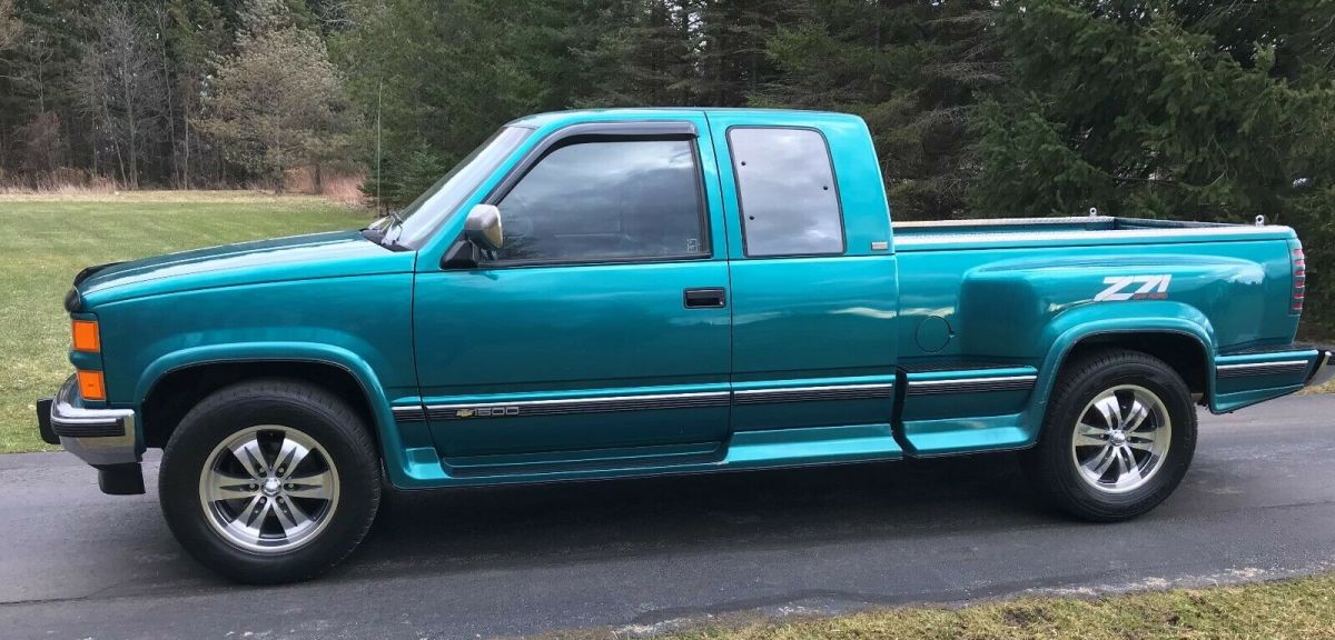 1994 White Chevrolet Other Pickups Extended Cab Pickup