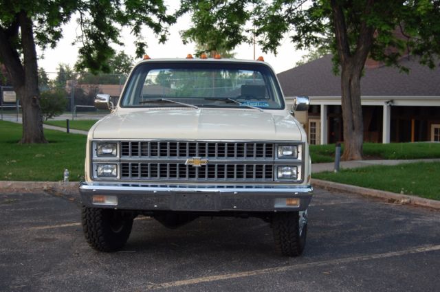 1981 cream Chevrolet C/K Pickup 3500 Cab & Chassis