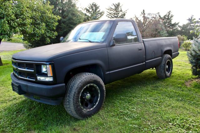1991 Black Chevrolet C/K Pickup 1500 Standard Cab Pickup