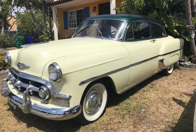 1953 Yellow Chevrolet Bel Air/150/210 Coupe