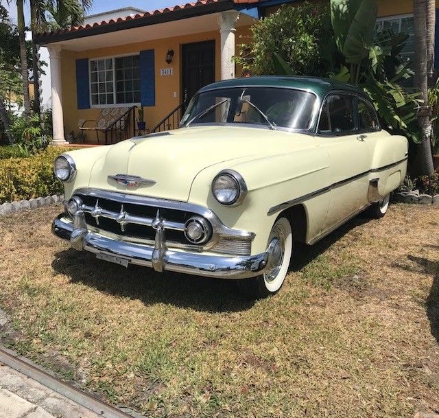 1953 Yellow Chevrolet Bel Air/150/210 Coupe