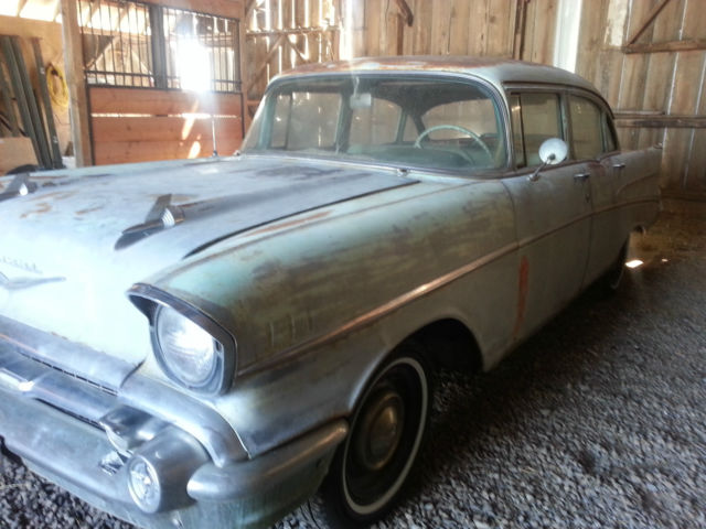 1957 Chevrolet Bel Air/150/210 Sedan