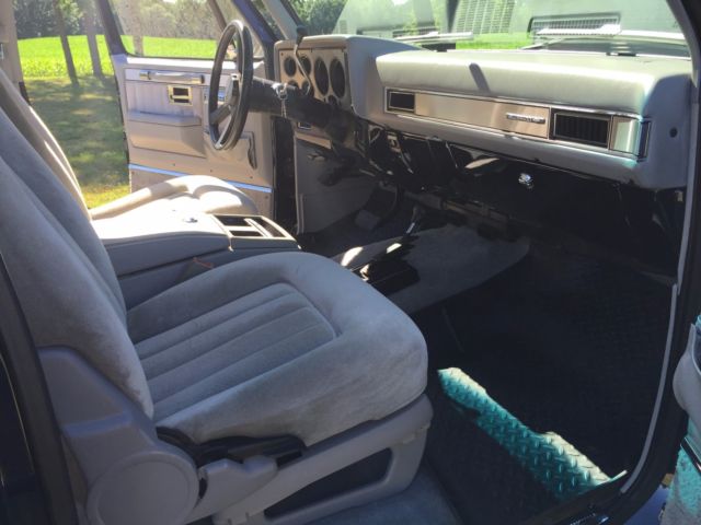 1991 Blue Metallic Chevrolet Blazer SUV