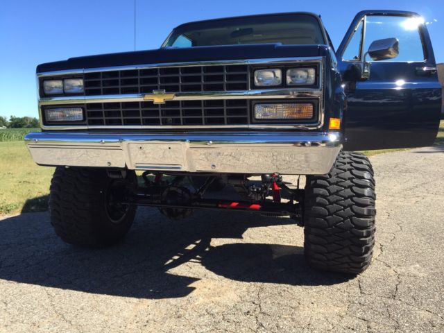 1991 Blue Metallic Chevrolet Blazer SUV