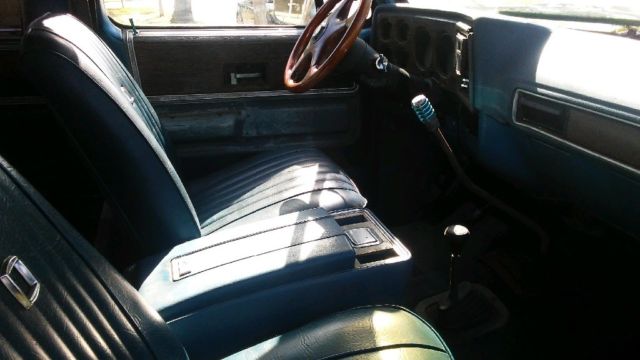 1976 Blue Chevrolet Blazer