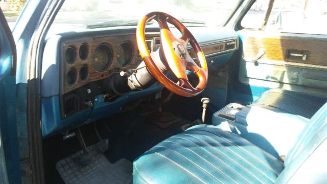 1976 Blue Chevrolet Blazer