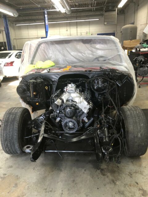 1976 Orange Chevrolet C-10 Stepside short bed