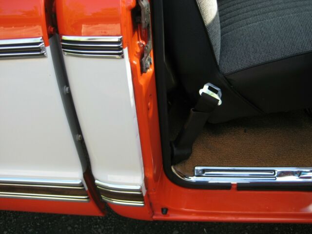 1972 Orange Chevrolet C-10 Full size Pickup