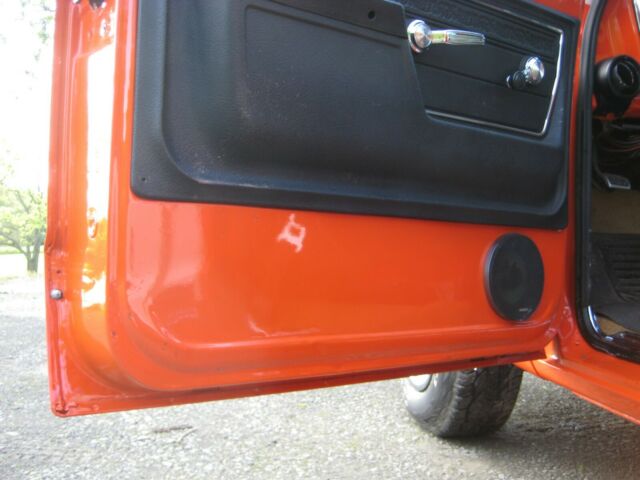 1972 Orange Chevrolet C-10 Full size Pickup