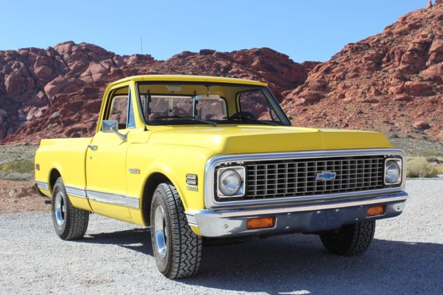 1971 Yellow Chevrolet C-10