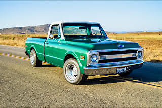 1969 Green Chevrolet C-10 modified short bed
