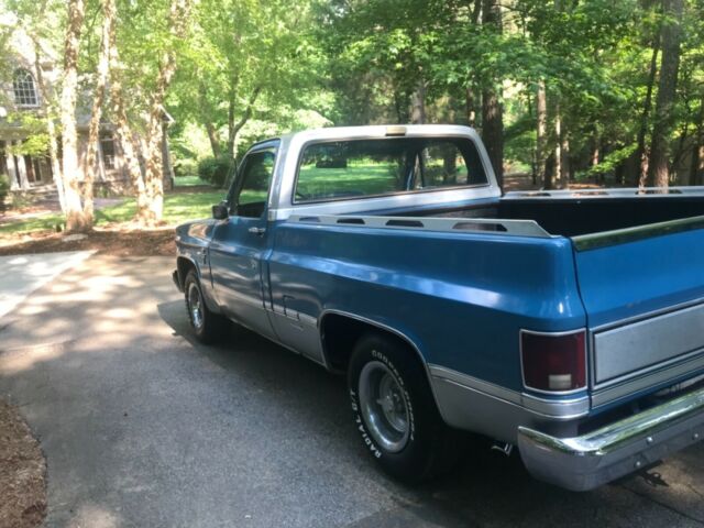 1984 Blue Chevrolet C-10 Standard Cab Pickup