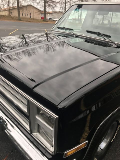 1986 Black Chevrolet C-10