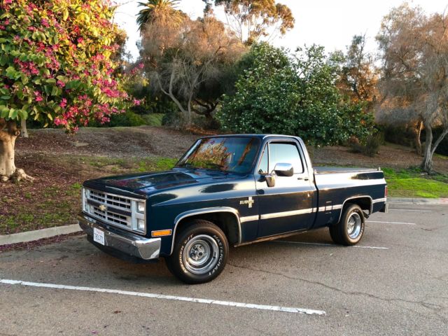 1987 Blue Chevrolet C-10 Crew Cab Pickup