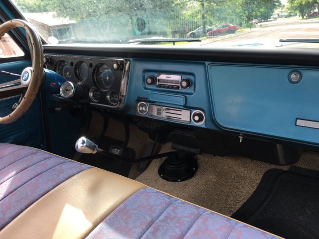 1970 Blue Chevrolet C-10 Pickup