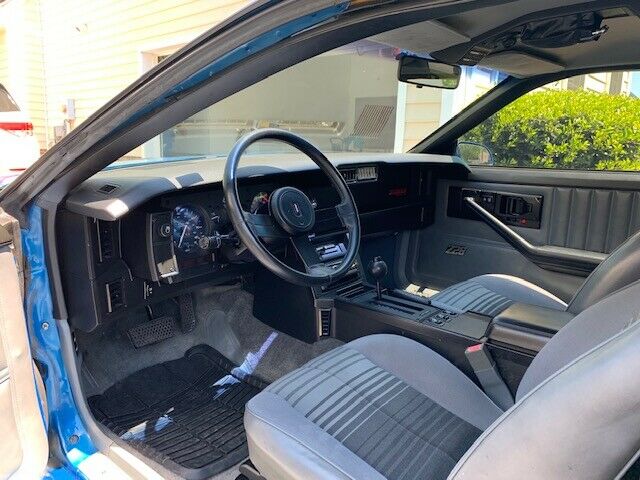 1985 Blue Chevrolet Camaro Coupe