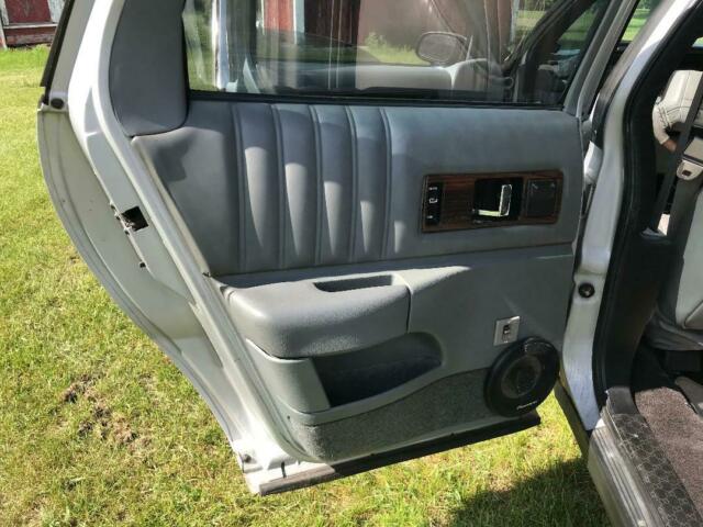 1991 Silver Chevrolet Caprice Sedan