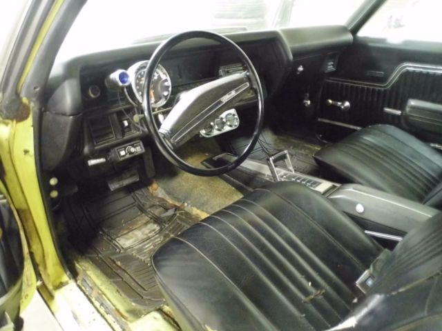 1972 Yellow Chevrolet Chevelle Convertible