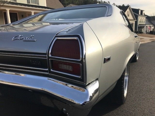 1969 Silver Chevrolet Chevelle Coupe