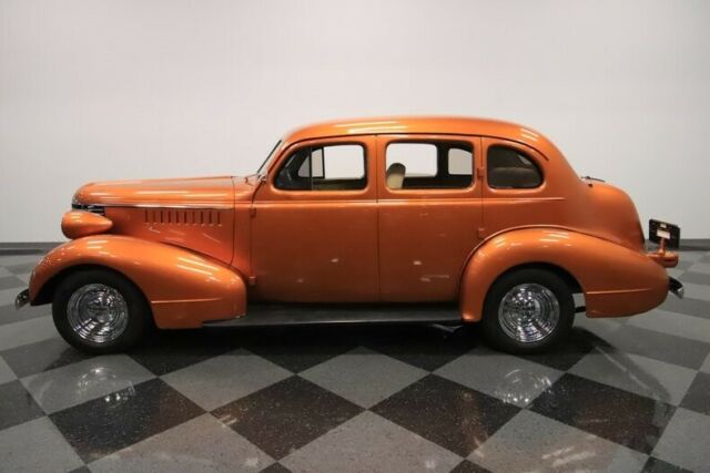 1938 Orange Pontiac Deluxe Sedan