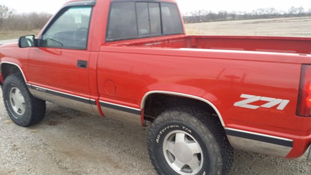 1994 Red Chevrolet C/K Pickup 1500 Standard Cab Pickup