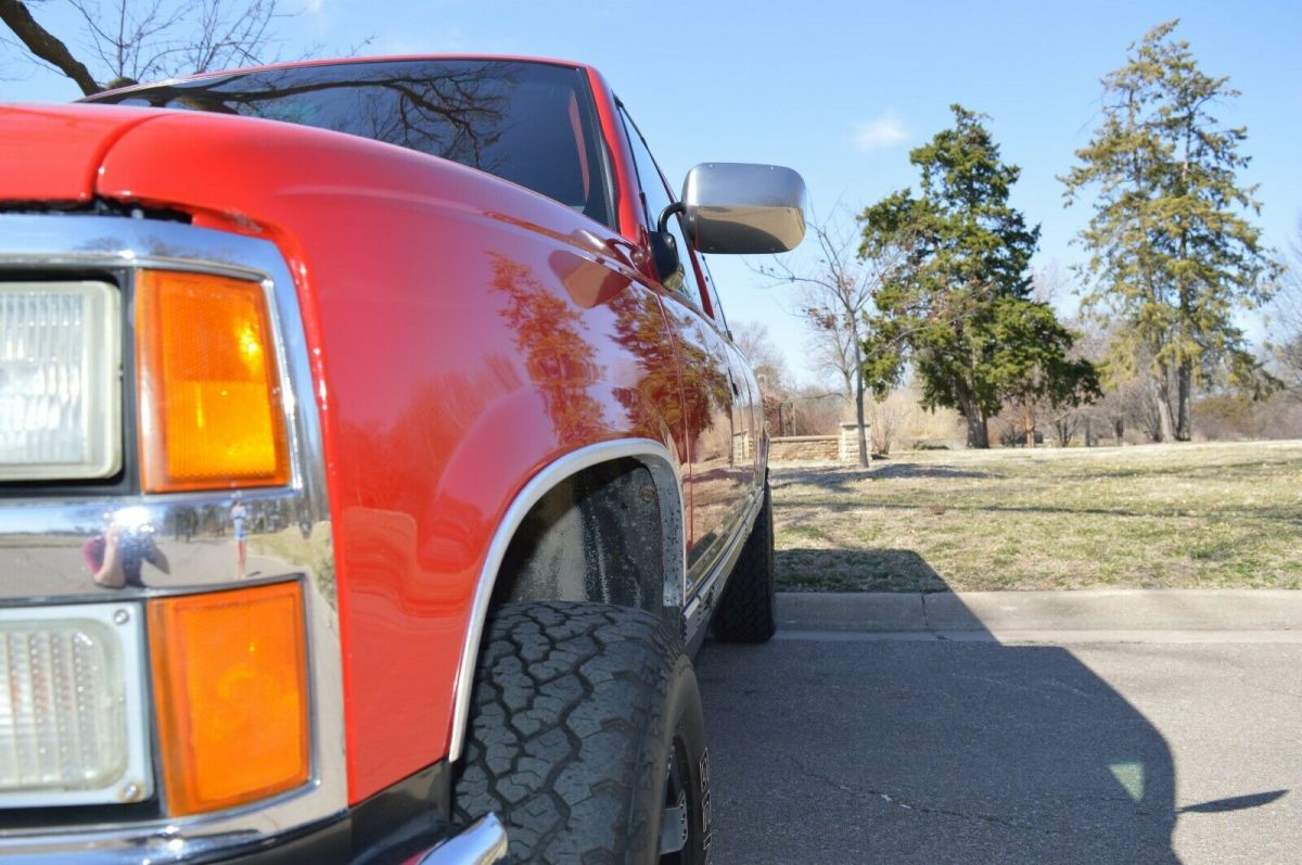 1993 Red Chevrolet C/K Pickup 1500 Extended Cab Pickup