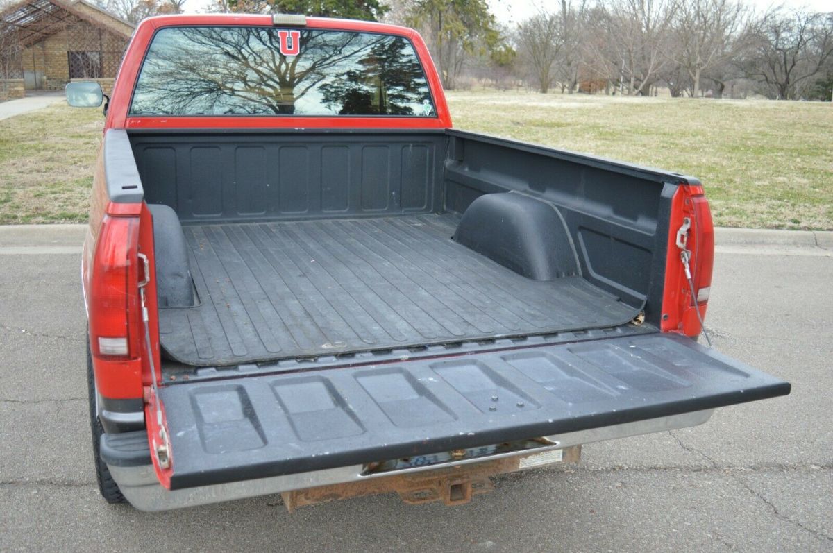 1993 Red Chevrolet C/K Pickup 1500 Extended Cab Pickup