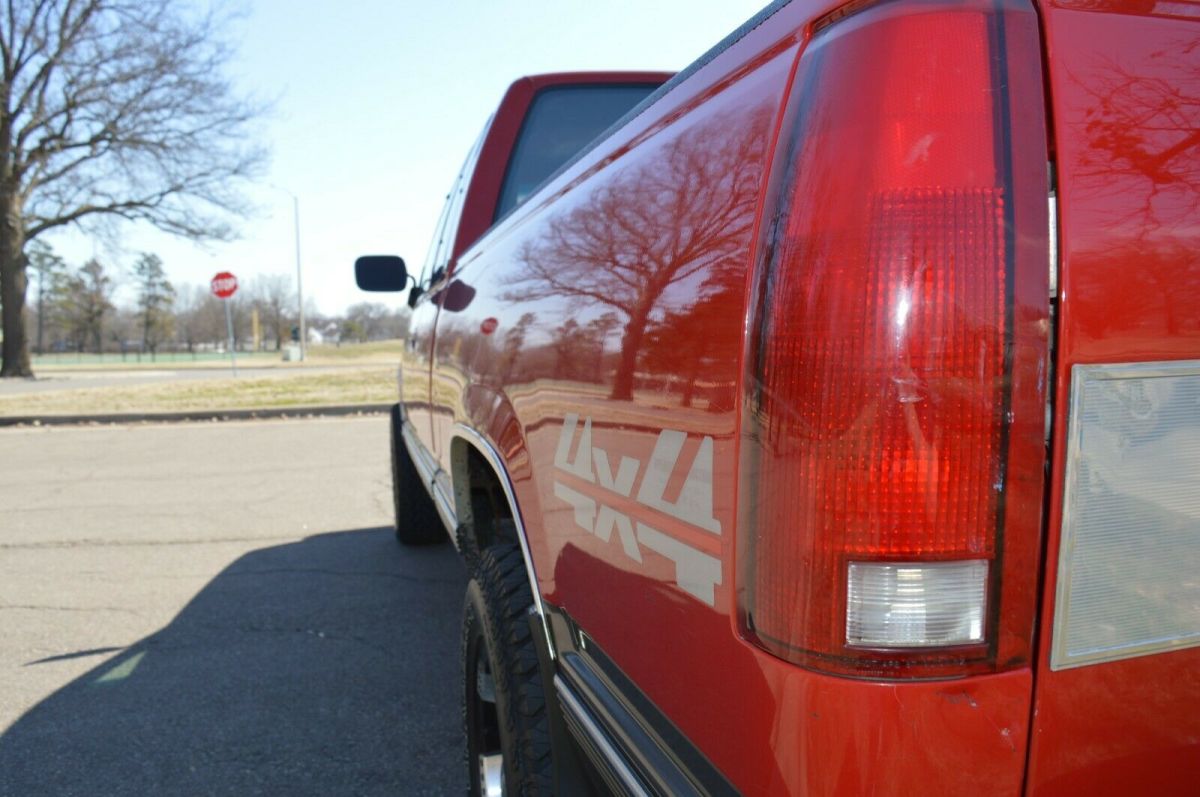 1993 Red Chevrolet C/K Pickup 1500 Extended Cab Pickup