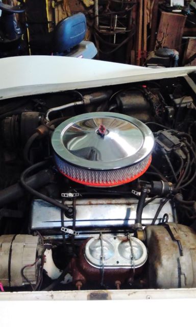 1978 white Chevrolet Corvette