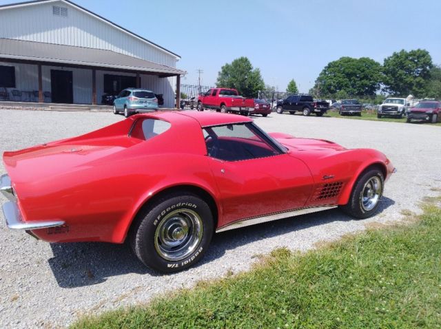 1970 Red Chevrolet Corvette Coupe