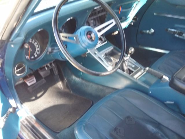 1972 Blue Chevrolet Corvette Coupe
