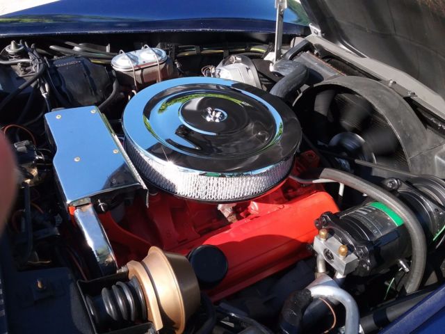 1972 Blue Chevrolet Corvette Coupe