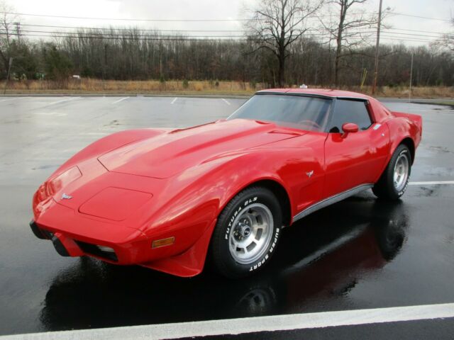 1977 Red Chevrolet Corvette Coupe