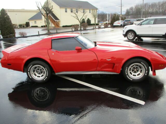 1977 Red Chevrolet Corvette Coupe