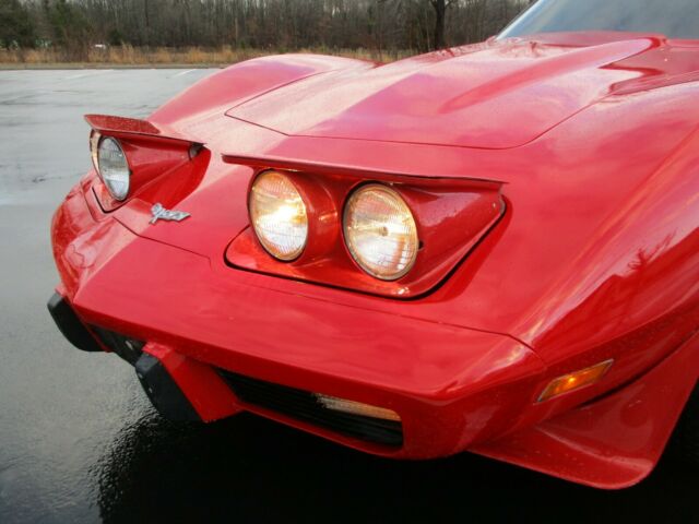 1977 Red Chevrolet Corvette Coupe