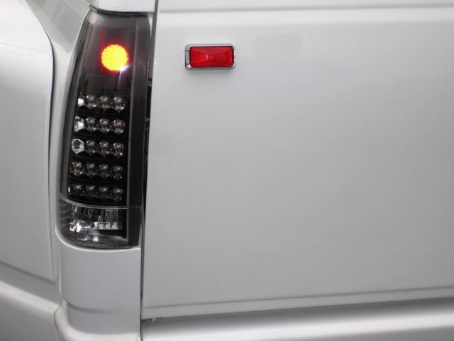 1992 White Chevrolet C-10 Standard Cab Pickup