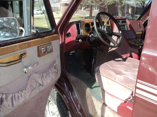 1990 Burgundy Chevrolet G20 Van Standard Passenger Van