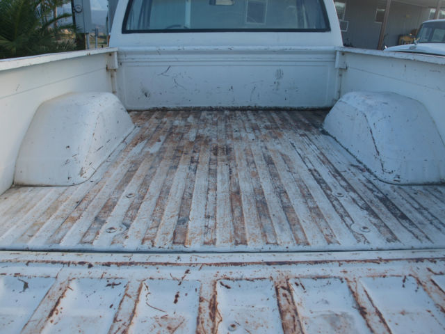 1977 white Chevrolet C-10 pickup