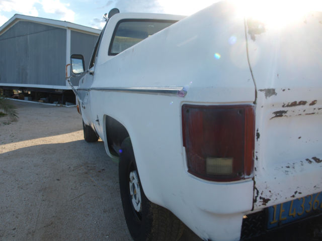 1977 white Chevrolet C-10 pickup