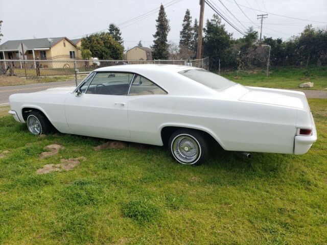 1966 White Chevrolet Impala Cab & Chassis