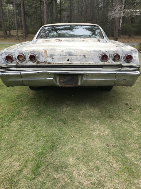 1965 Ermine white  Chevrolet Impala 2 door hardtop