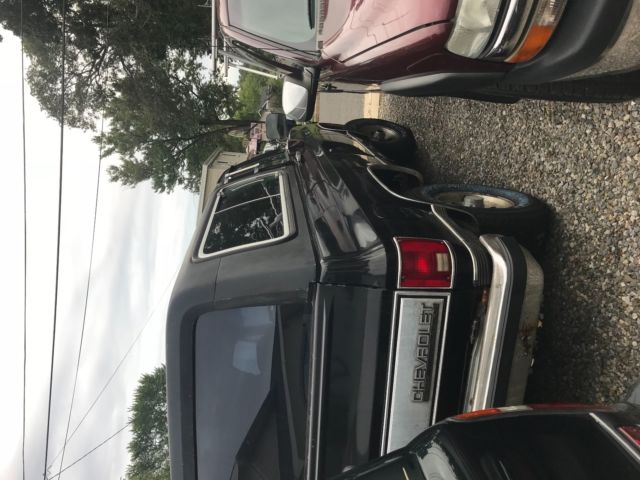 1990 Black Ford F-150 SUV