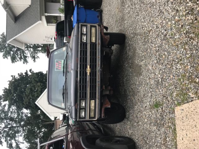 1990 Black Ford F-150 SUV
